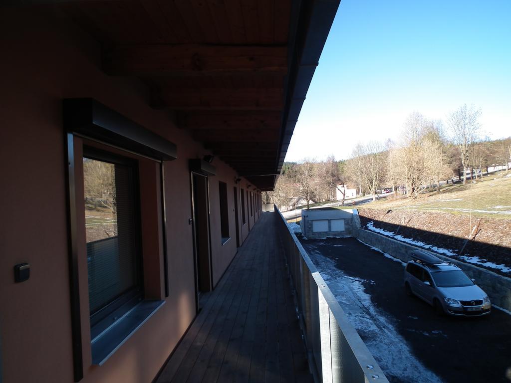 Apartman Lipanek Lipno nad Vltavou Exteriör bild
