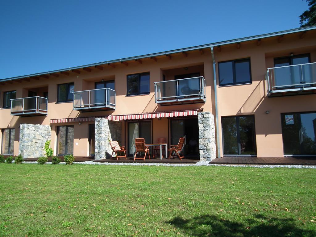 Apartman Lipanek Lipno nad Vltavou Exteriör bild